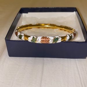 Gold Bracelet with Roses & Butterflies Detail